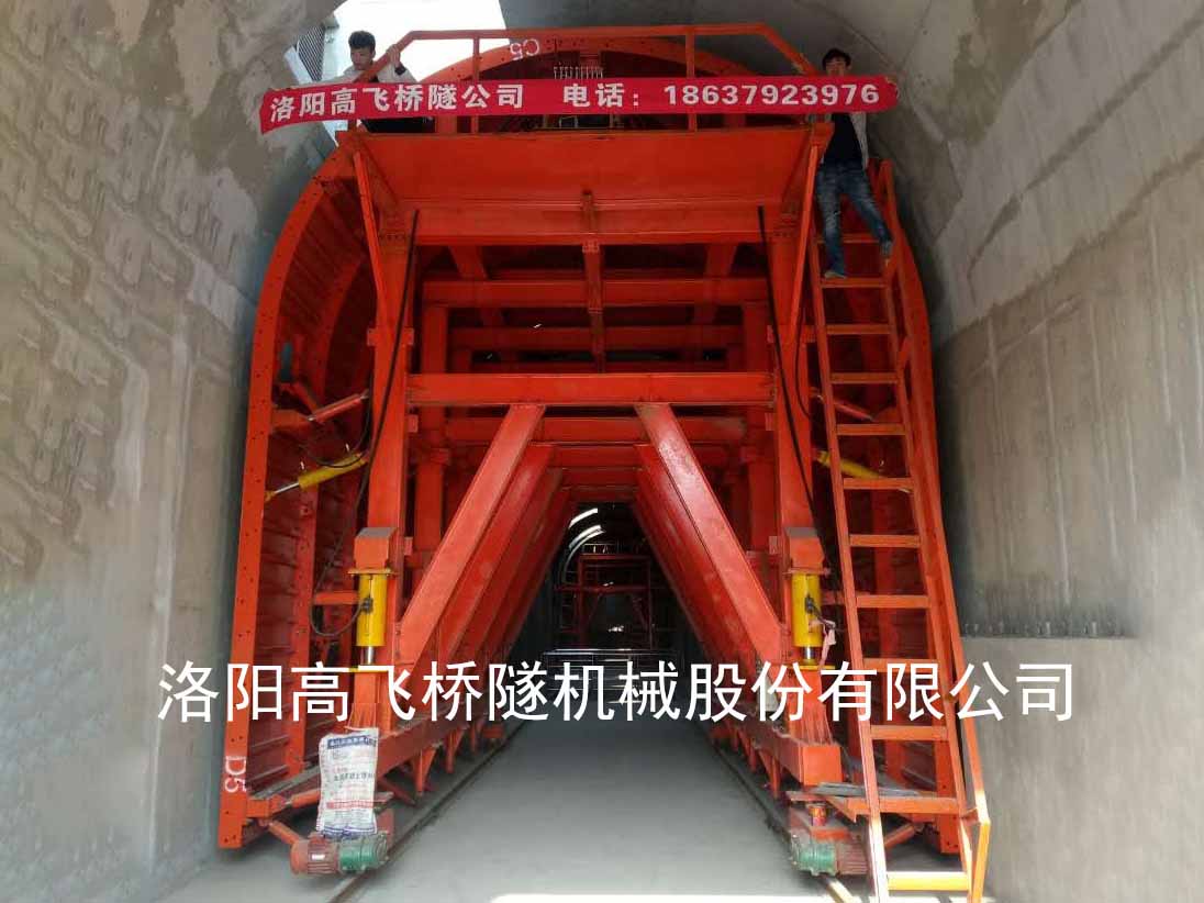 其他臺(tái)車 其他臺(tái)車